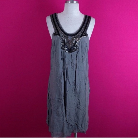 @ Banana Republic sz 10 Shift Grey Beaded Dress - Picture 1 of 7